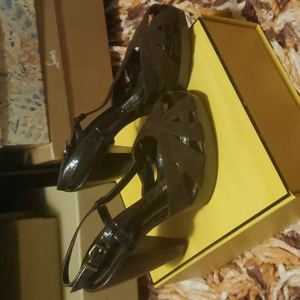 Fendi Heels Brown NEW - Picture 1 of 16